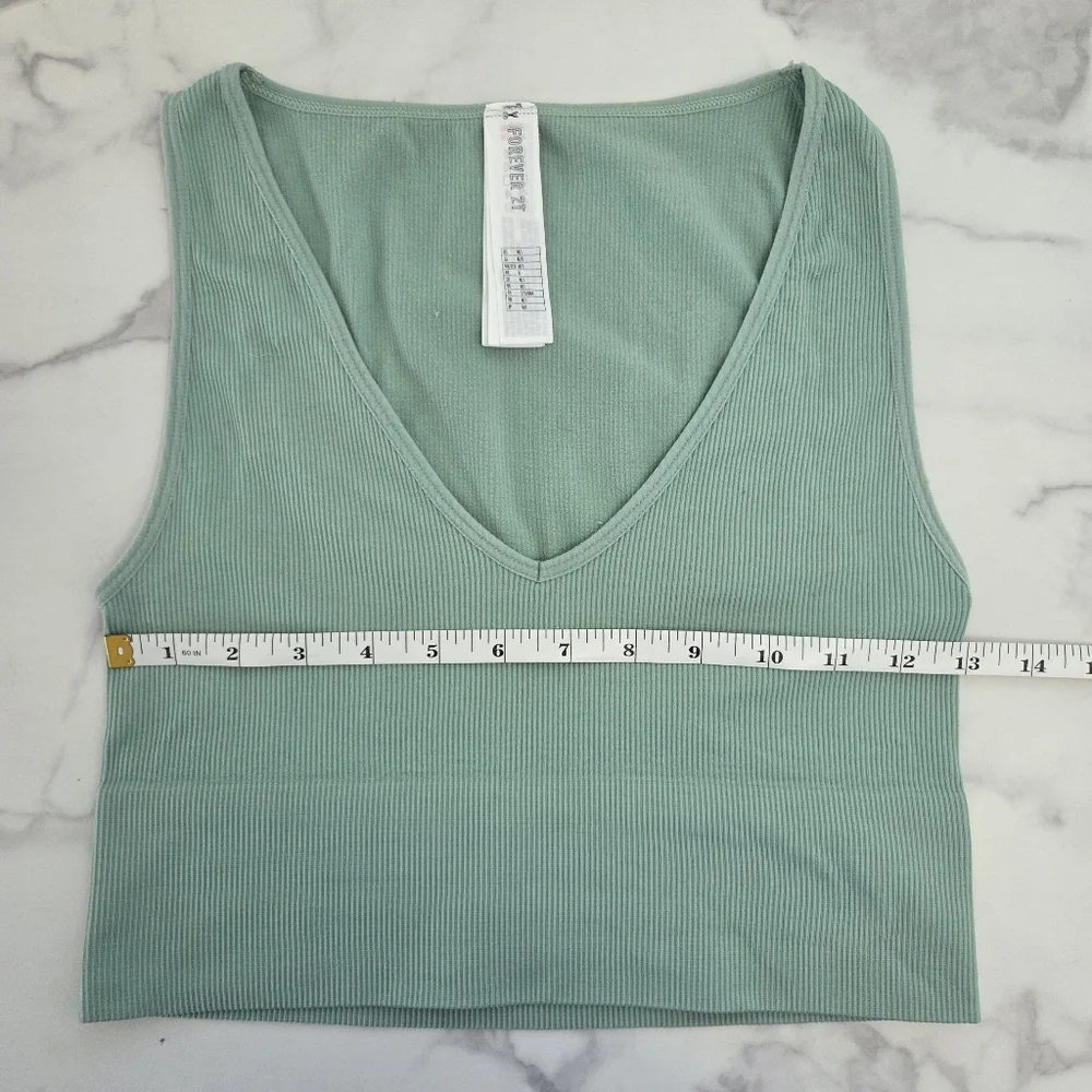 Forever 21 Ribbed Sage Green Crop Tank  Medium/Large - Picture 13 of 13